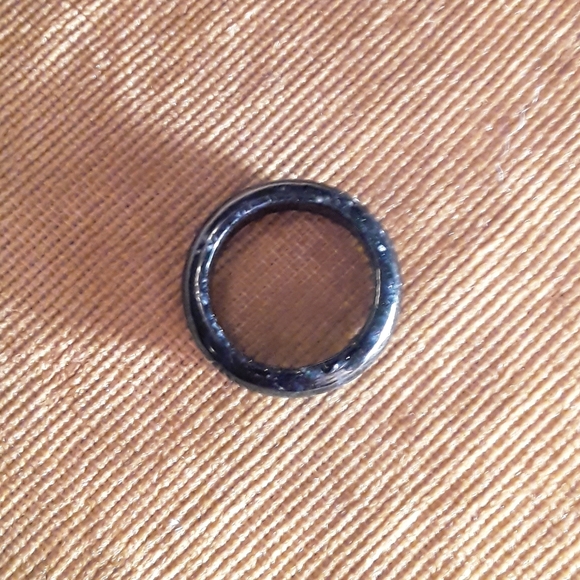 Black Stone Ring - Picture 3 of 3